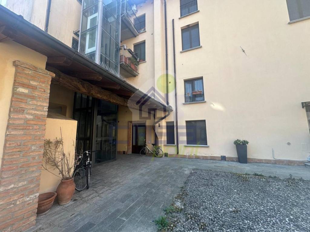 appartamento in affitto a San Colombano al Lambro in zona Campagna
