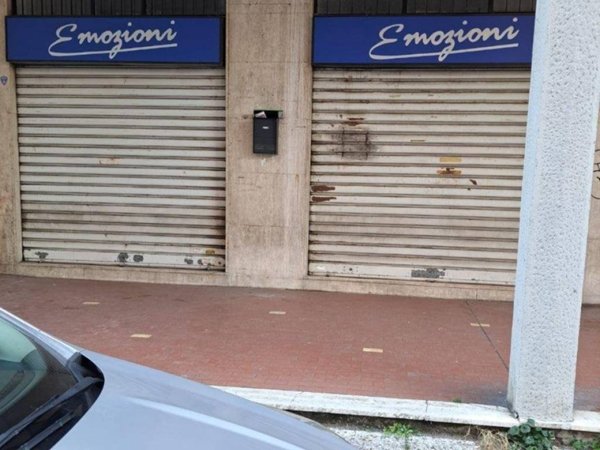 negozio in affitto a San Donato Milanese