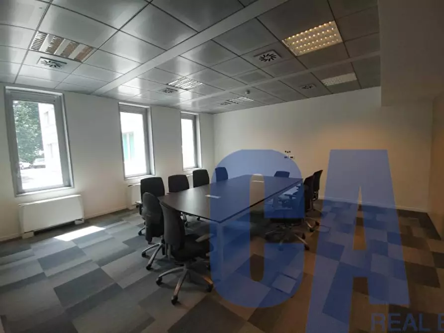 negozio in affitto a San Donato Milanese