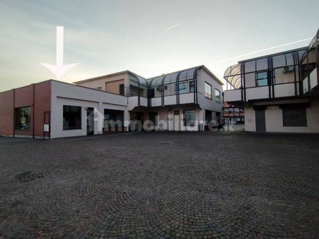 negozio in affitto a San Donato Milanese