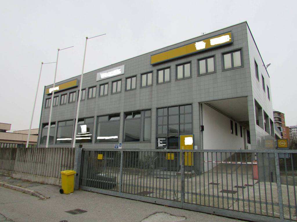 locale commerciale in affitto a San Donato Milanese