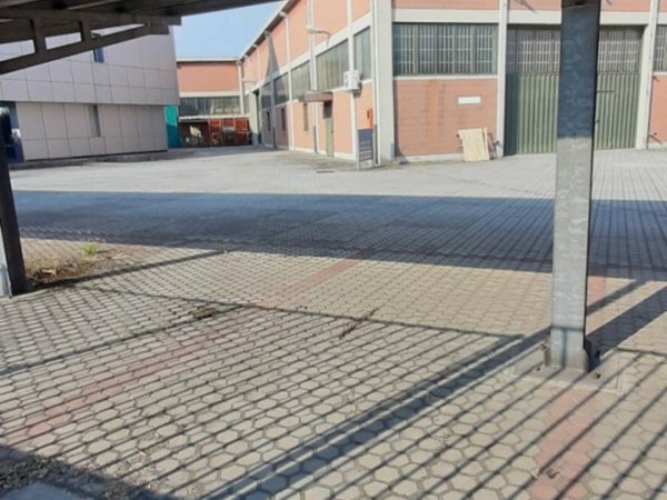 locale commerciale in affitto a San Giuliano Milanese in zona Civesio