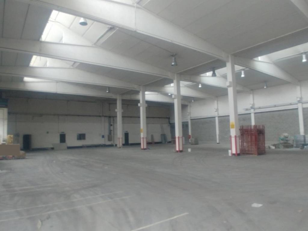 capannone in affitto a San Giuliano Milanese in zona Civesio