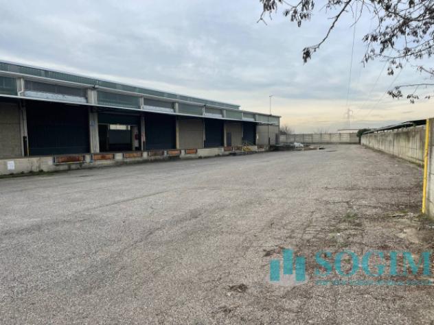 capannone in affitto a San Giuliano Milanese