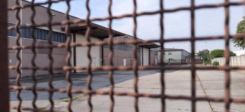 locale di sgombero in affitto a San Giuliano Milanese in zona Sesto Ulteriano