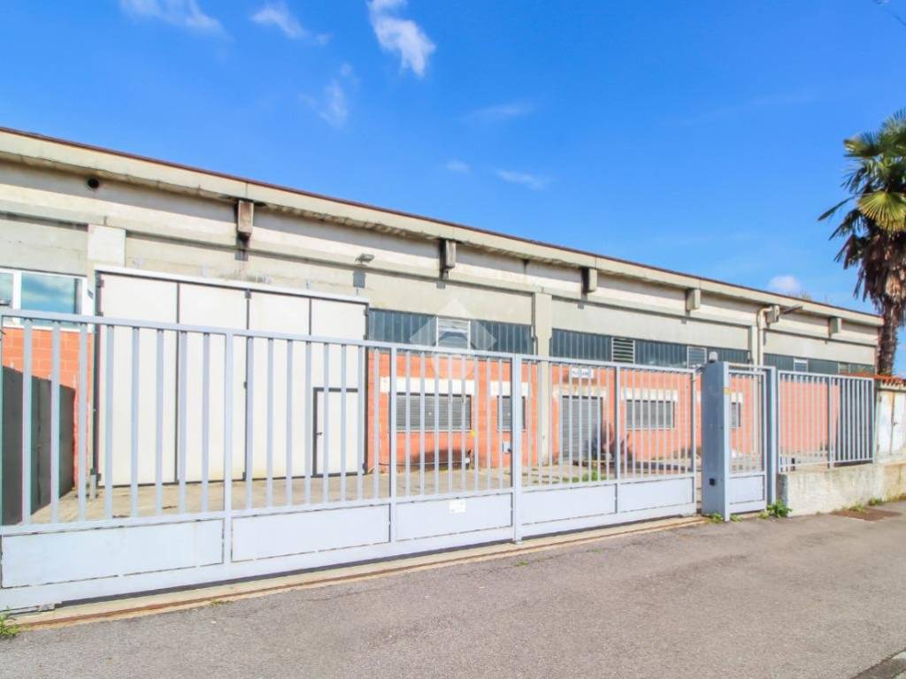 capannone in affitto a San Giuliano Milanese