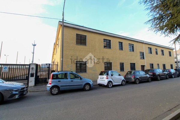 capannone in affitto a San Giuliano Milanese