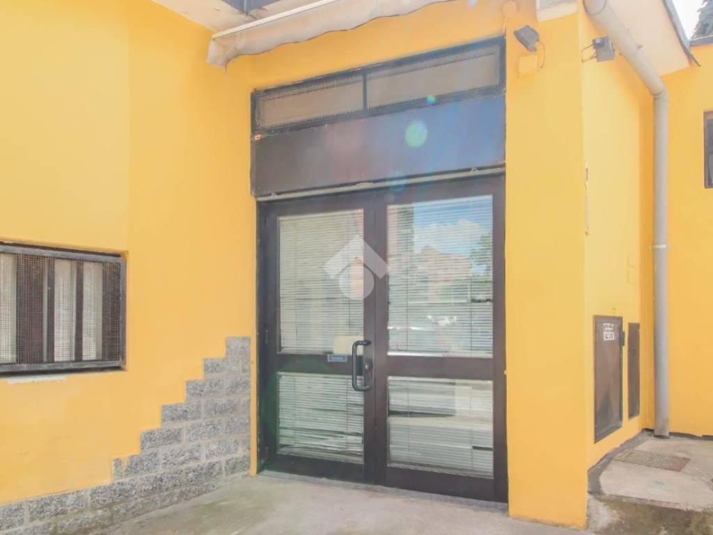 negozio in affitto a San Giuliano Milanese