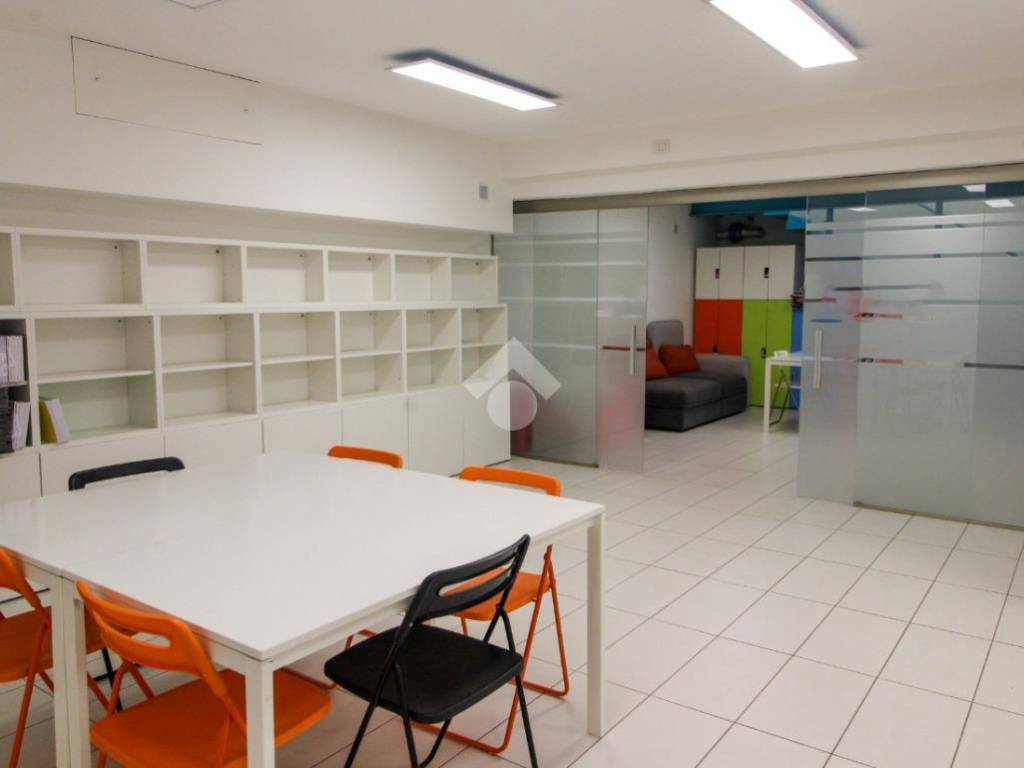 negozio in affitto a San Giuliano Milanese