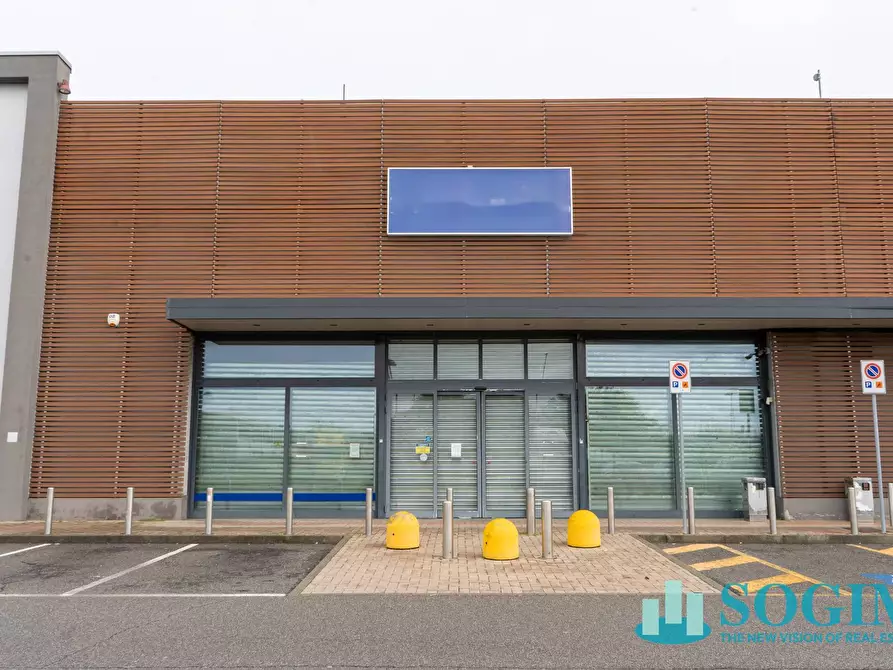 locale commerciale in affitto a San Giuliano Milanese