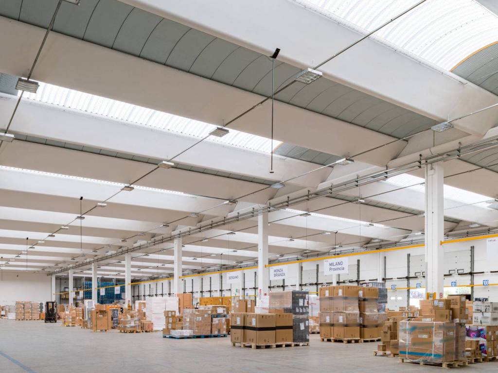 locale commerciale in affitto a San Giuliano Milanese in zona Sesto Ulteriano