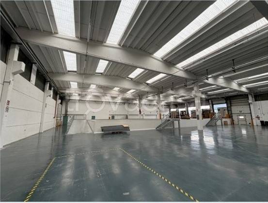 capannone in affitto a San Giuliano Milanese