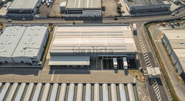locale di sgombero in affitto a San Giuliano Milanese