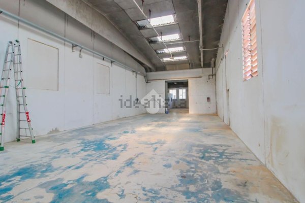 capannone in affitto a San Giuliano Milanese