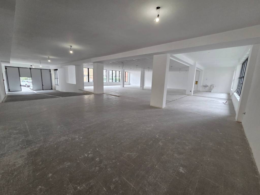 negozio in affitto a San Giuliano Milanese