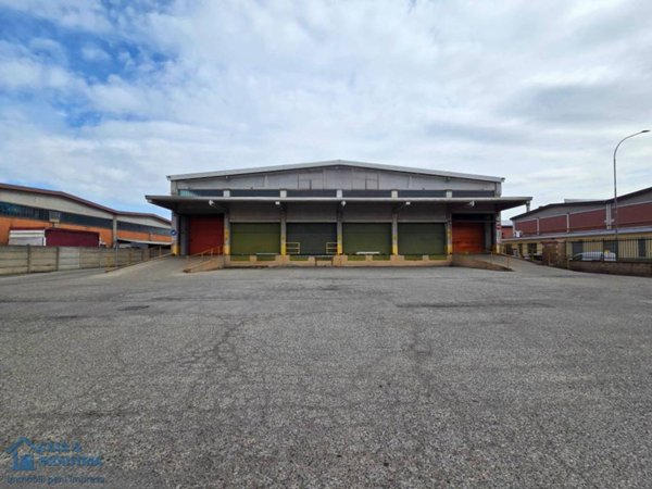 capannone in affitto a San Giuliano Milanese in zona Civesio