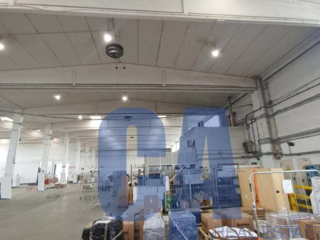 locale commerciale in affitto a San Giuliano Milanese in zona Sesto Ulteriano