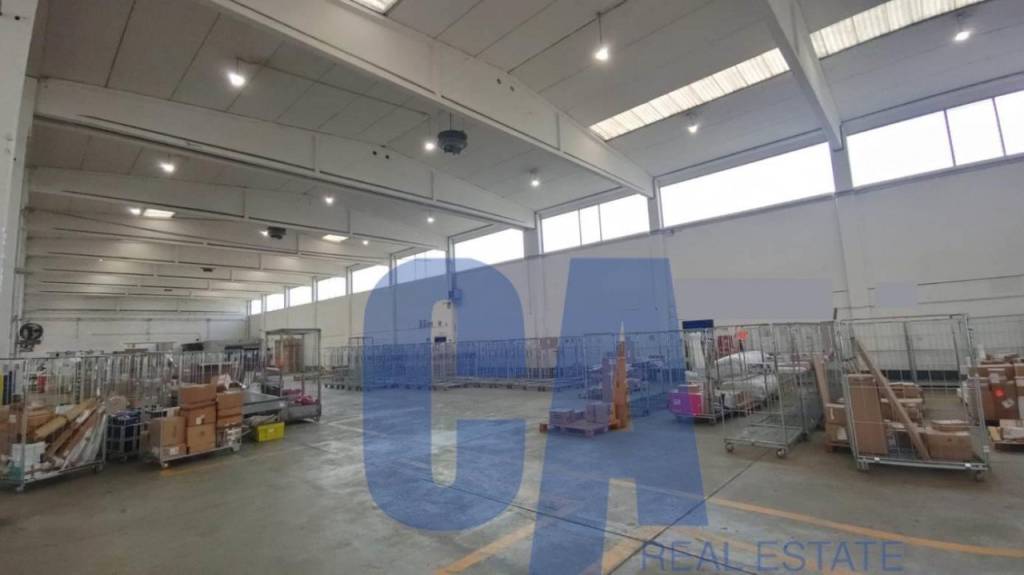 locale commerciale in affitto a San Giuliano Milanese in zona Sesto Ulteriano