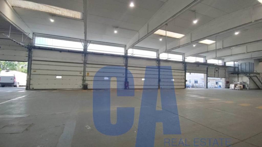 negozio in affitto a San Giuliano Milanese in zona Sesto Ulteriano