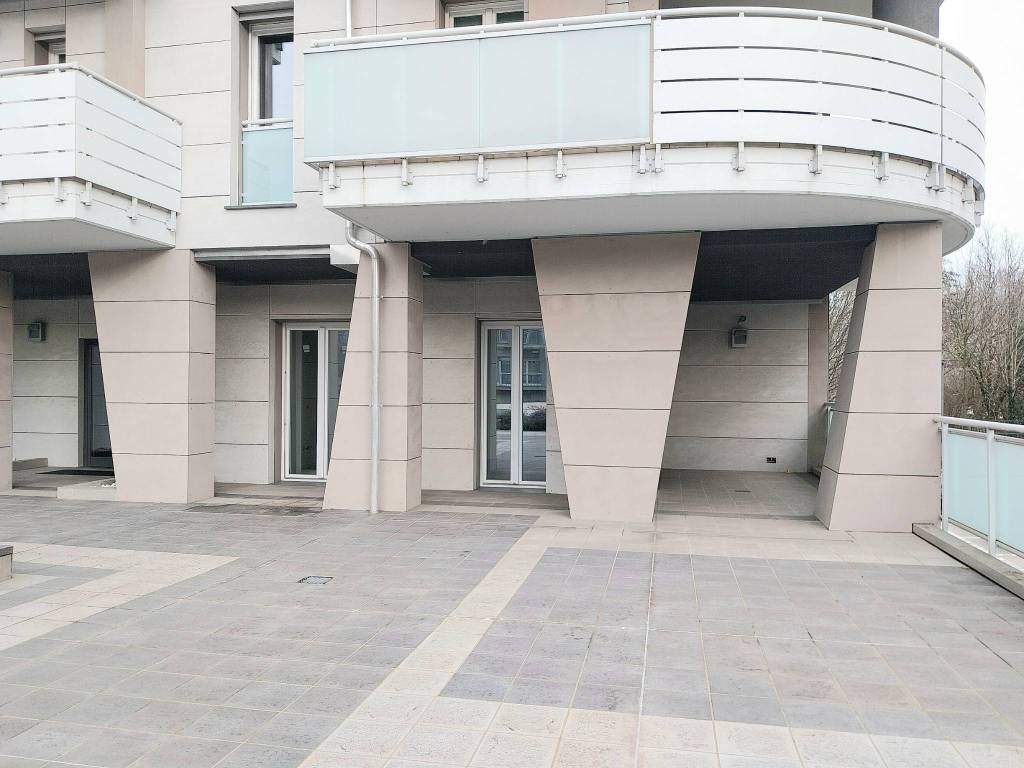 negozio in affitto a San Giuliano Milanese