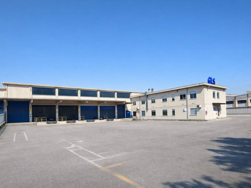 locale commerciale in affitto a San Giuliano Milanese in zona Sesto Ulteriano