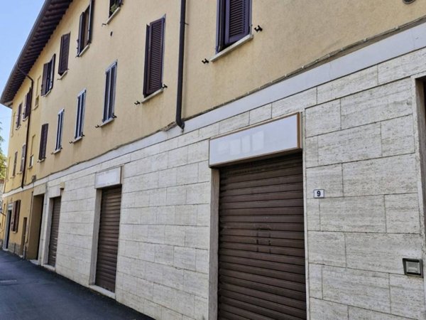negozio in affitto a San Giuliano Milanese in zona Civesio