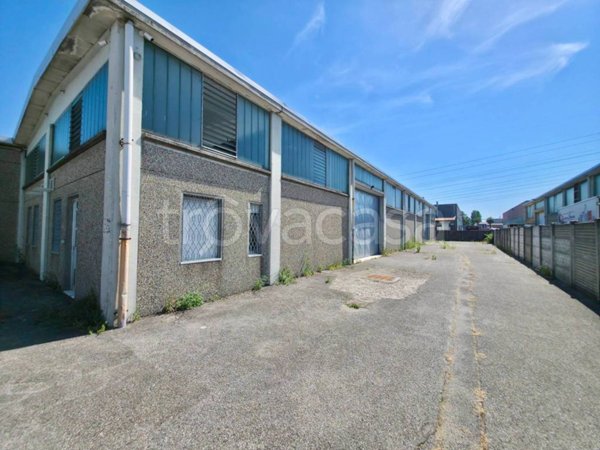 locale commerciale in affitto a San Giuliano Milanese in zona Sesto Ulteriano