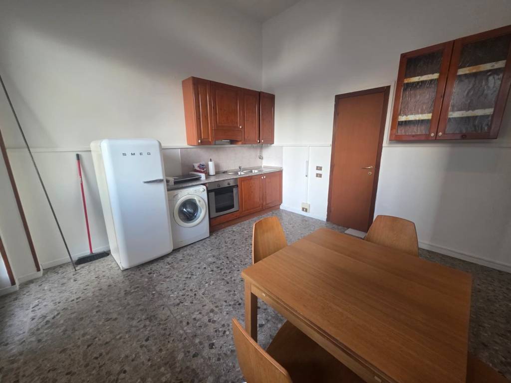 appartamento in affitto a San Giuliano Milanese in zona Borgolombardo