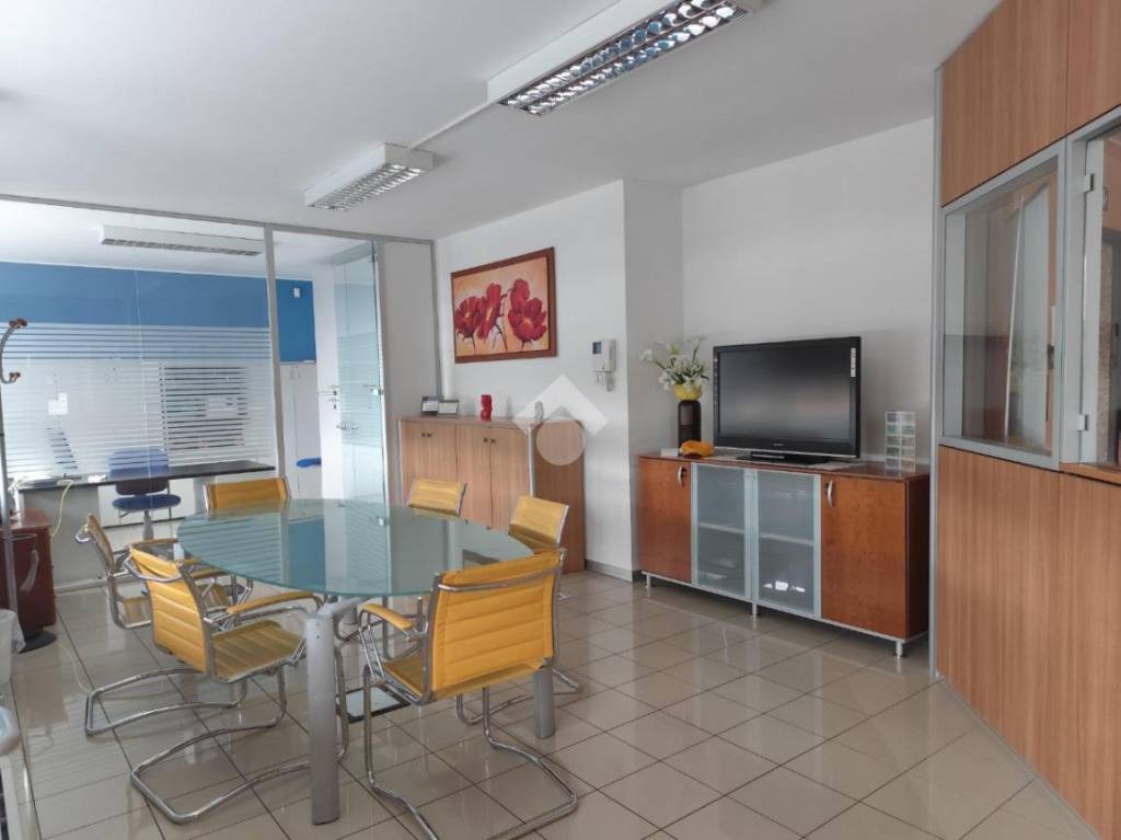 ufficio in affitto a San Vittore Olona