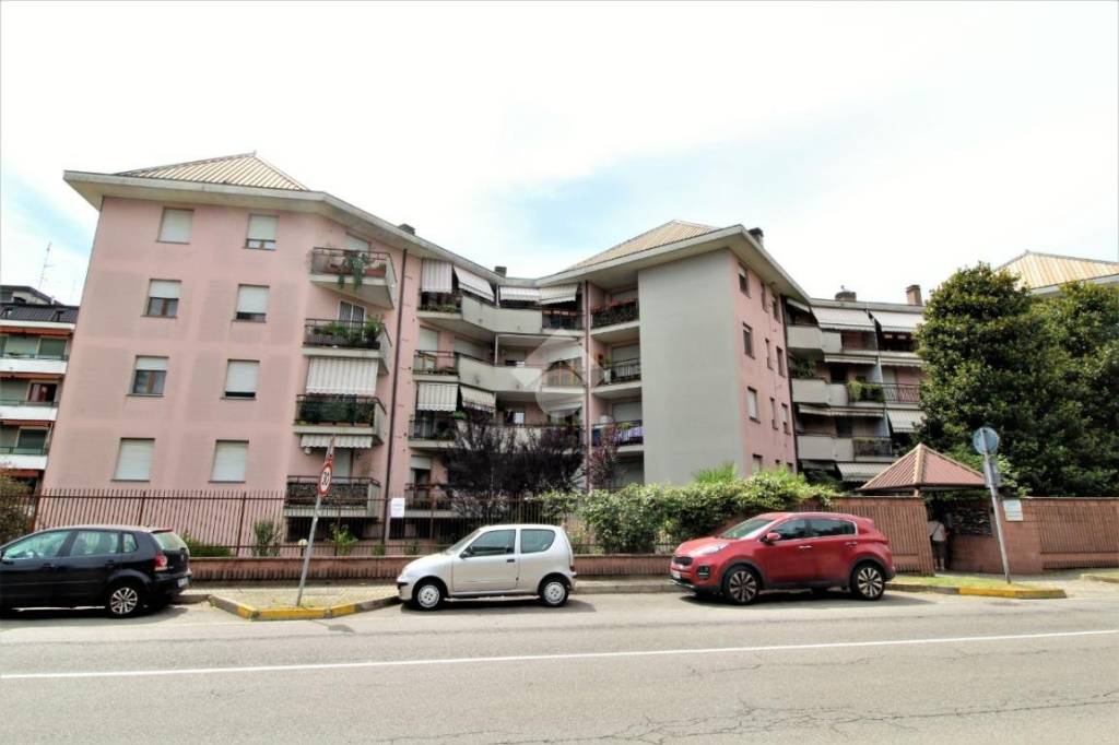 appartamento in affitto a Sedriano in zona Roveda