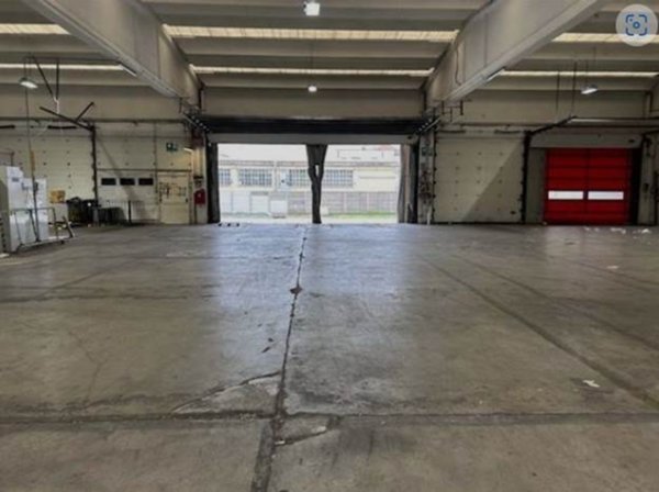 capannone in affitto a Segrate in zona Redecesio