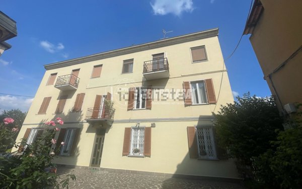 appartamento in affitto a Segrate in zona Redecesio