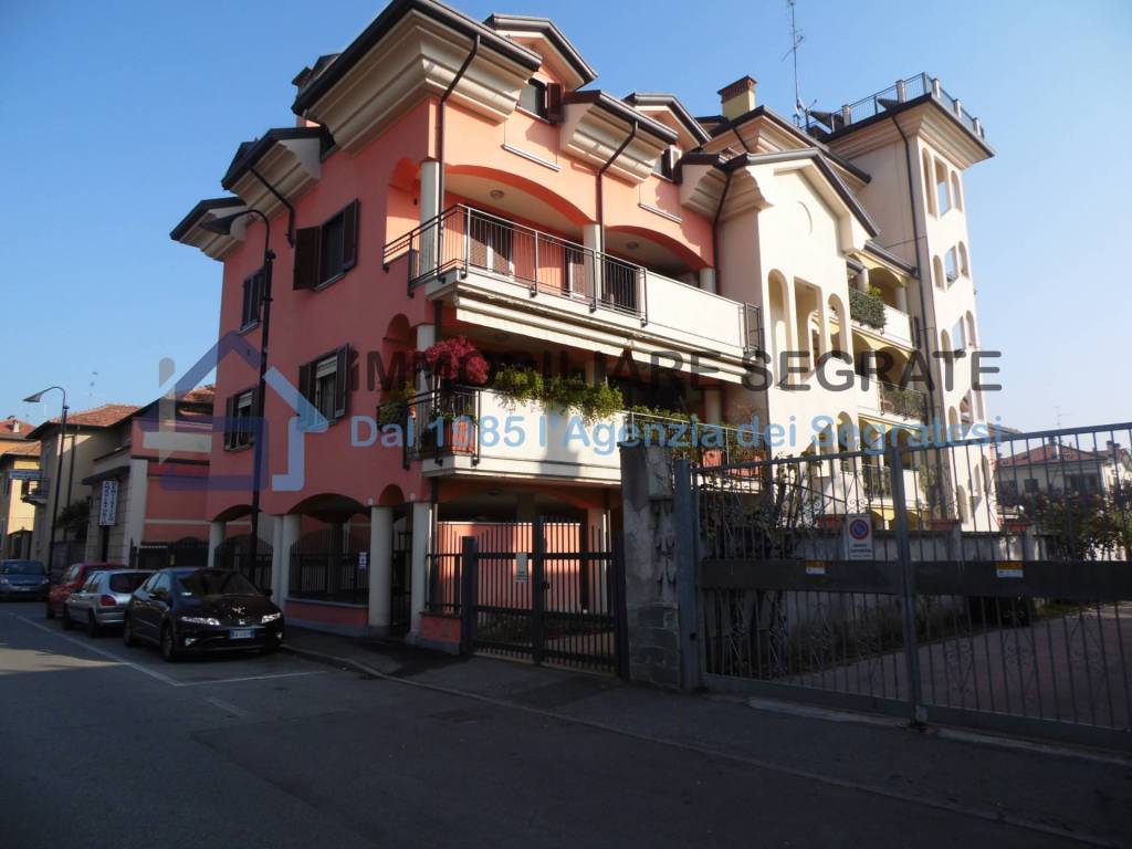 appartamento in affitto a Segrate in zona Lavanderie