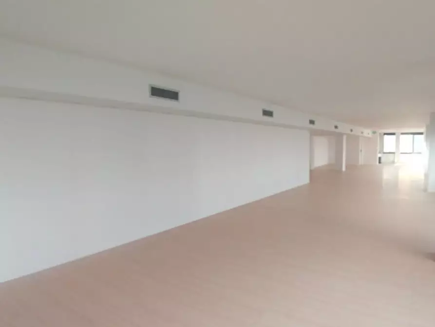intera palazzina in affitto a Segrate