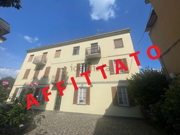 appartamento in affitto a Segrate in zona Redecesio