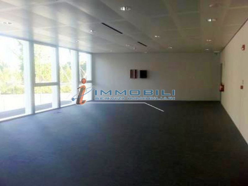 ufficio in affitto a Segrate