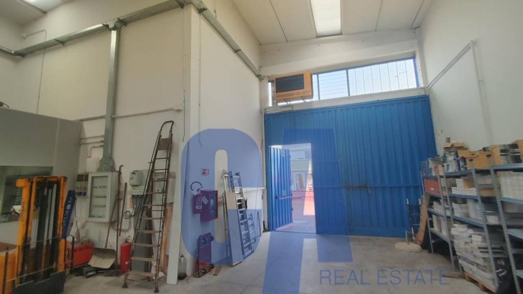 negozio in affitto a Segrate