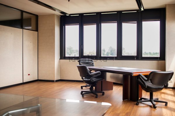 ufficio in affitto a Segrate