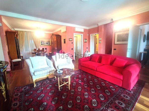 appartamento in affitto a Segrate in zona Redecesio