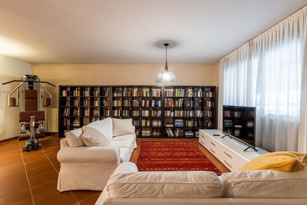 appartamento in affitto a Segrate in zona Rovagnasco