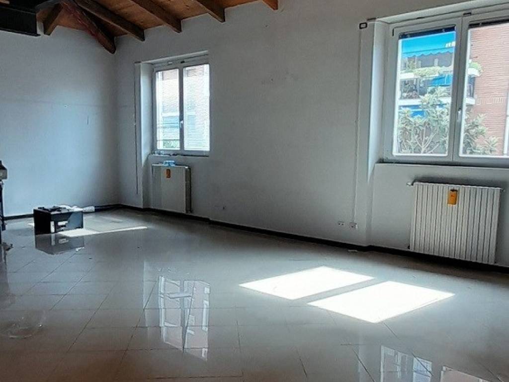 appartamento in affitto a Segrate in zona Novegro