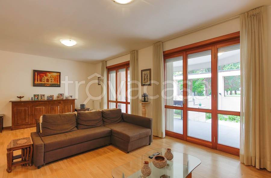 casa indipendente in affitto a Segrate in zona Milano 2