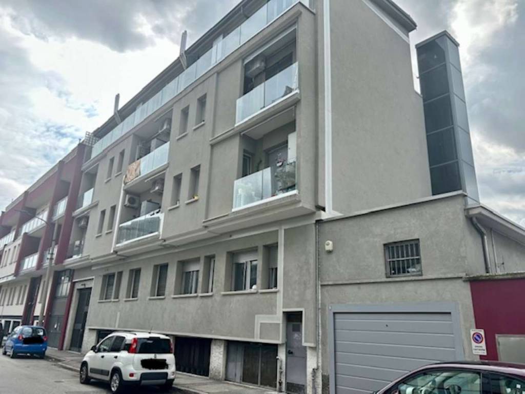 appartamento in affitto a Segrate in zona Novegro