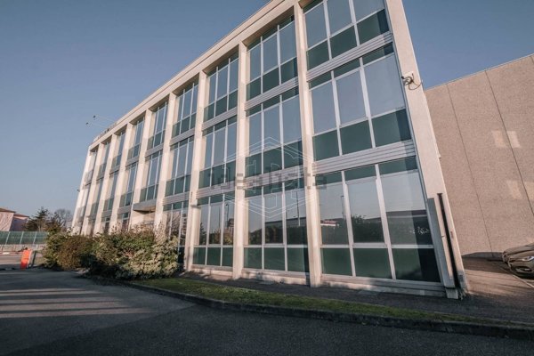 ufficio in affitto a Segrate