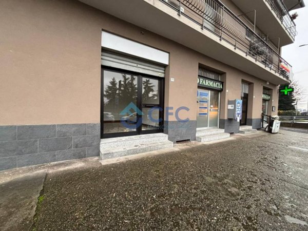 negozio in affitto a Segrate
