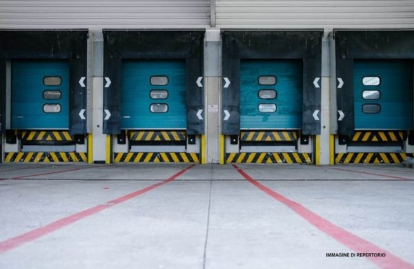 capannone in affitto a Segrate