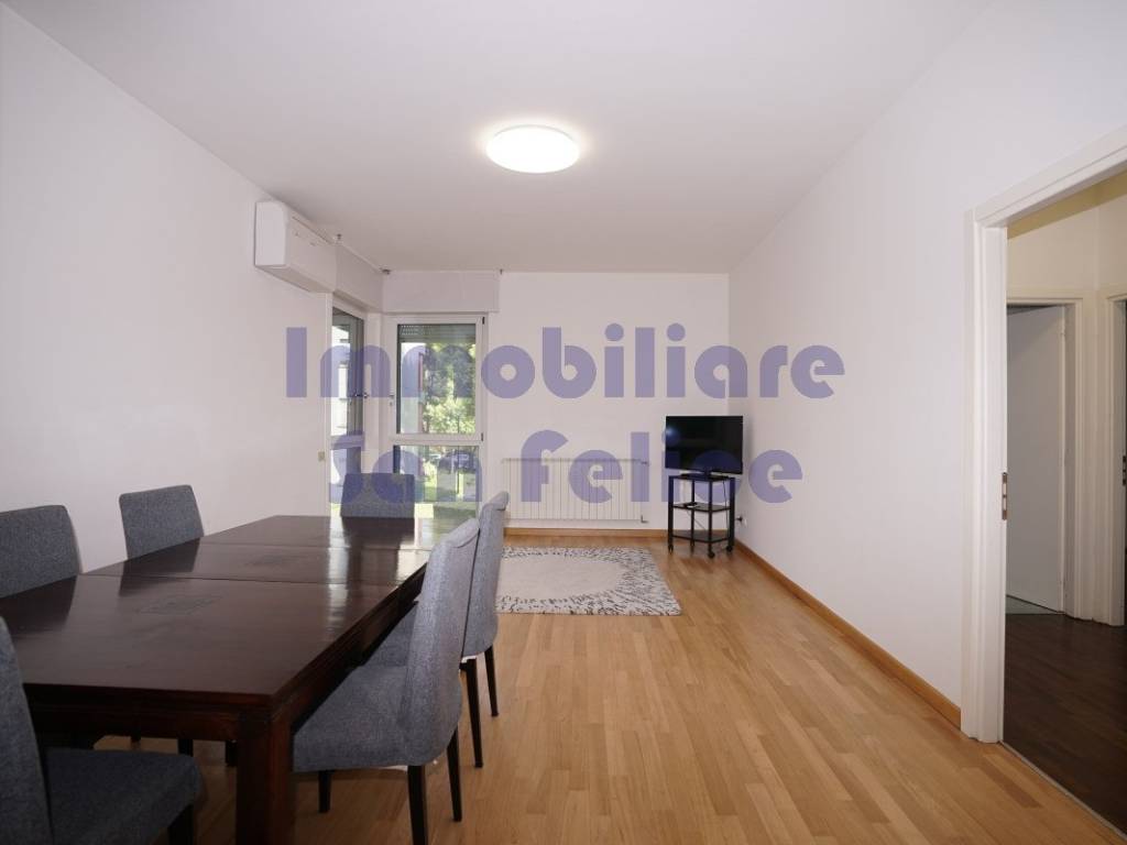 appartamento in affitto a Segrate in zona Novegro