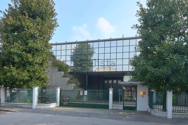 capannone in affitto a Segrate