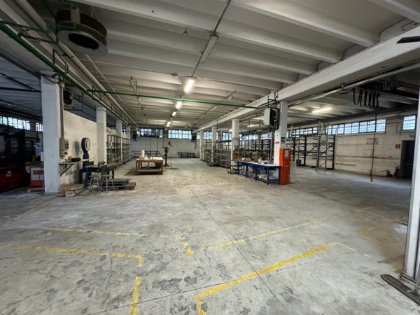 locale di sgombero in affitto a Segrate in zona Redecesio