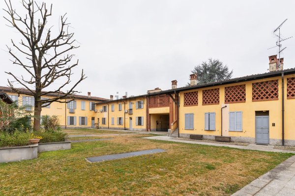 appartamento in affitto a Segrate in zona Rovagnasco